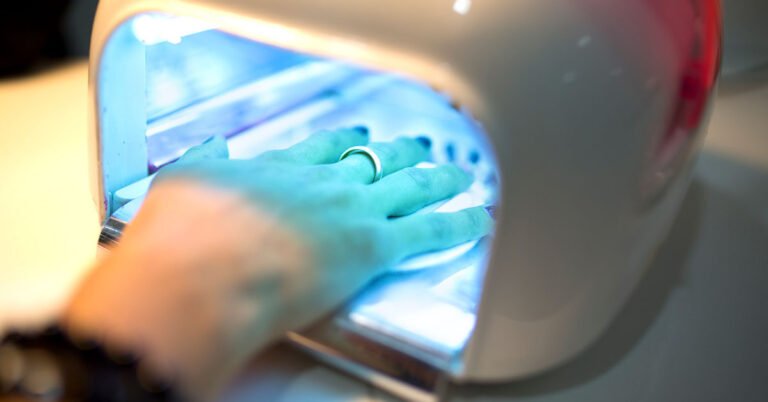 HYBRID NAIL CURING LAMP – Which One To Choose? LED OR UV?
