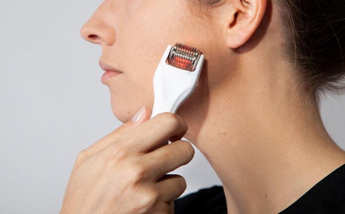BeautyBio GloPRO Microneedling Facial Regeneration Tool