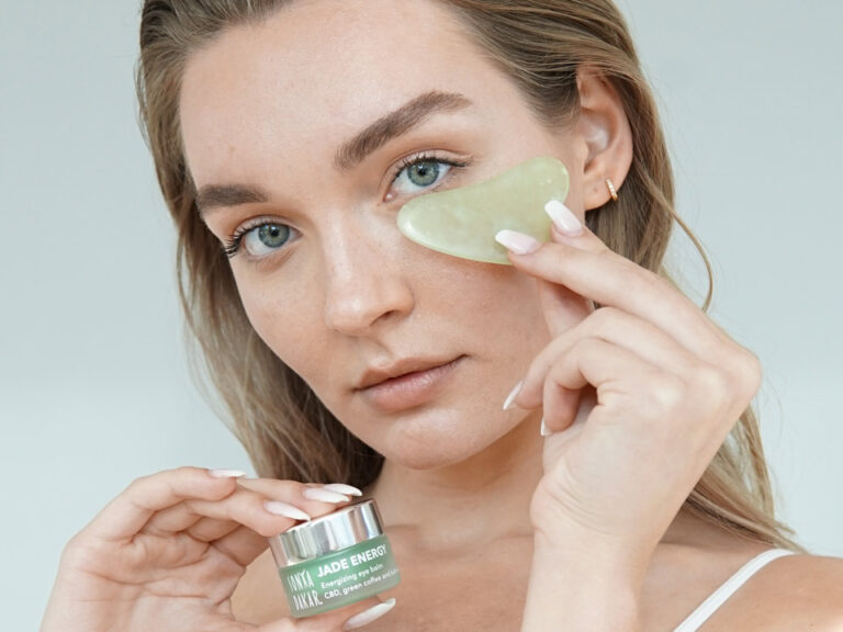 Let’s know about Pros and Cons of Gua Sha for your skin