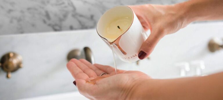 NEOM Organics Real Luxury Intensive Skin Treatment Candle