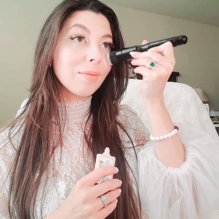 The BlendSmart Rotating Makeup Brush is Absolutely Necessary!