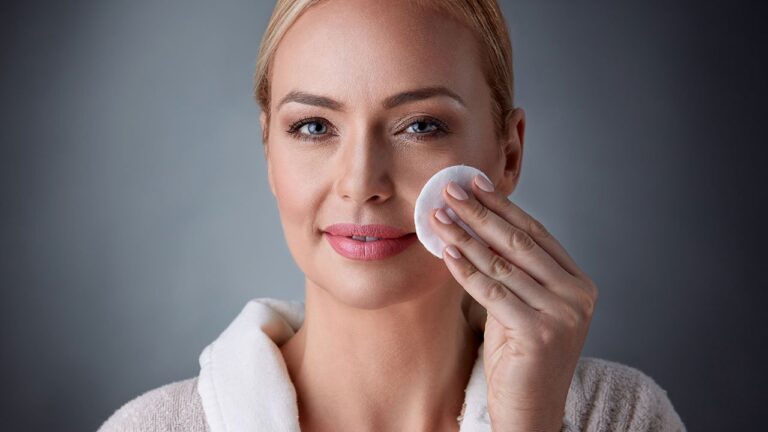 A Guide to Choosing the Ideal Makeup Remover