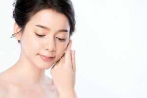 For A Luminous Complexion, Here Are Some Suggestions from Experts