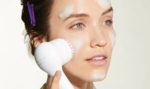 An Award-Winning Cleaning Device To Improve Your Skincare Routine