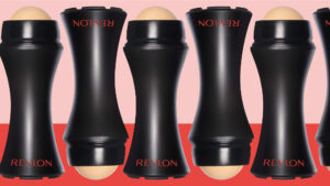 An Oil-Absorbing Rollerball Tool For A Matte Face On-The-Go