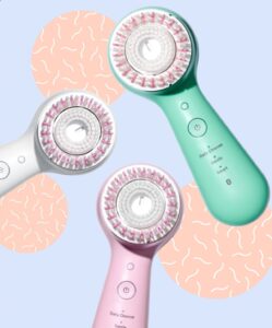 An Award-Winning Cleaning Device To Improve Your Skincare Routine