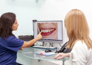 These High-Tech Tools Help Your Veneers Look Attractive and Natural