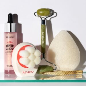 A Double-Sided Brush To Improve Your Cleansing Routine