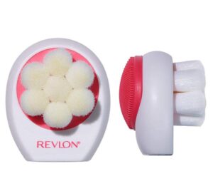 A Double-Sided Brush To Improve Your Cleansing Routine