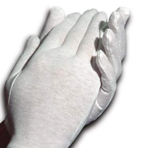 Best Moisturizing Gloves For Soft, Supple Hands