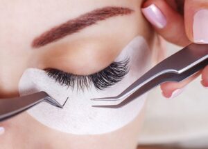 Everything You Need To Know About Eyelash Extensions