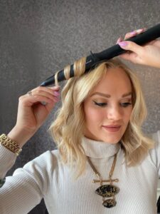 Tools That You Should Use To Get Short Curls