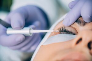 What To Expect From A Lash Lift
