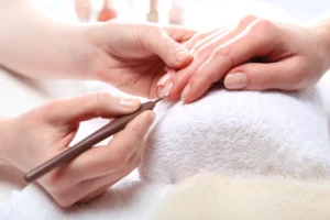 The Difference Between Acrylic And Gel Nail Extensions