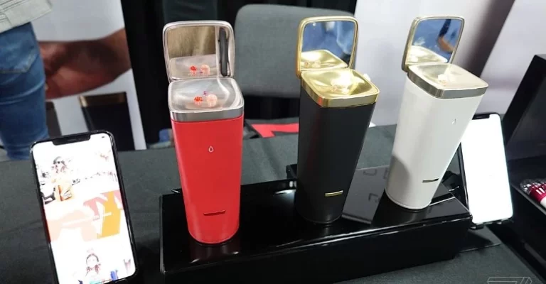 AI-Created Cosmetics With This High-End Makeup Device