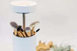 The Use Of UV Light To Clean And Sanitize Makeup Brushes