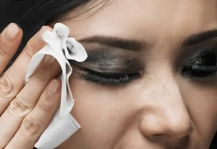 Beauty Mistakes: 5 Dangers of Leaving Makeup on While You Sleep