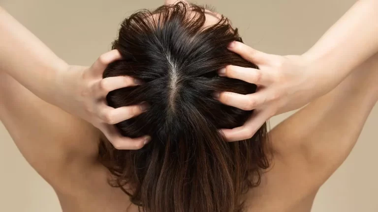 Unlock the Benefits of Coconut Oil for Healthy Hair