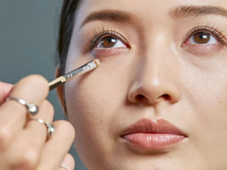 Bright Eyes: The Ultimate Guide to Getting Rid of Dark Circles and Bags