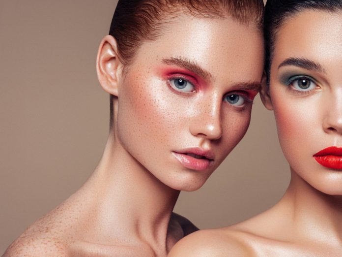 Sweat-Proof Makeup Tips for Hot Summer Days