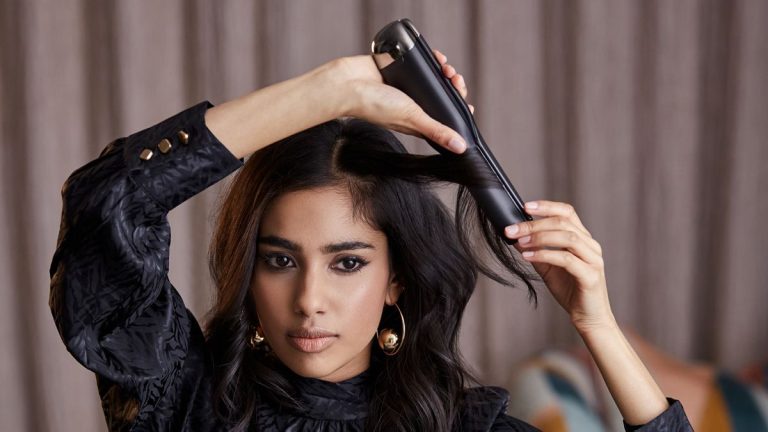 “Hair Devices: Your Guide to Achieving Gorgeous Locks at Home”