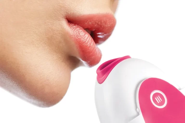Understanding the Dermatological Benefits of the PMD Kiss Tool Anti-Aging Lip Plumping Treatment