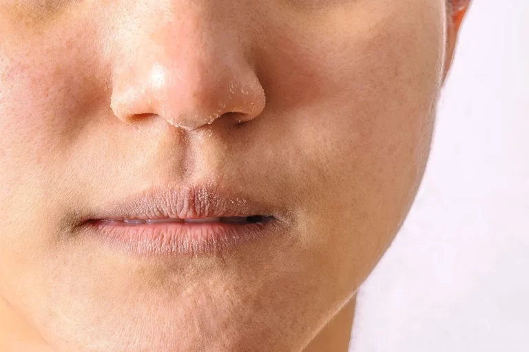 Navigating Skin Hydration: A Dermatologist’s Guide to Cutting-Edge Measurement Devices