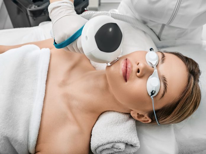 Illuminating Beauty: Exploring the Benefits of an Intense Pulsed Light Facial Treatment